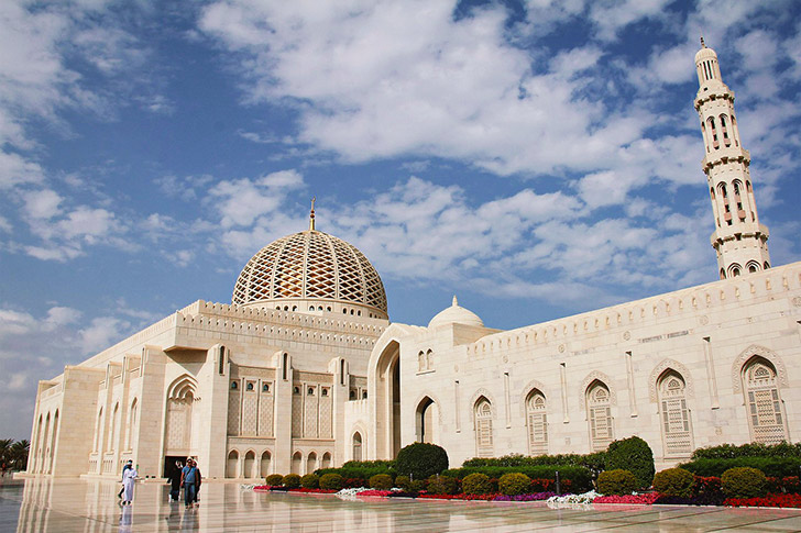 Oman-sultan-qaboos-grand-mosque